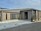 「ガレージのある平屋のような2階建ての家」完成見学会 In 木田郡三木町のメイン画像