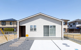 【高松市高松町】上品で落ち着いたインテリア空間の家のメイン画像