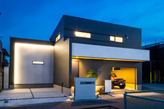 【彦根市西今町】インナーガレージのある家　モデルハウスのメイン画像