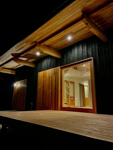 久留米市三瀦町　森を見渡す自然素材の家　夜の完成見学会のメイン画像
