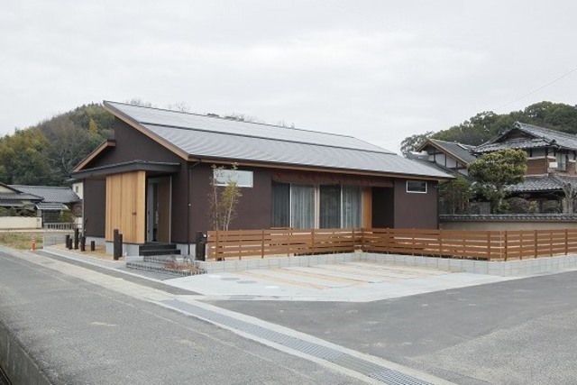 《オーナー様邸見学会》岡山市北区～自給自足を叶える平屋のお家～のメイン画像