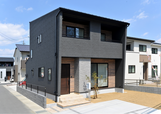 玉島八島12号地モデルハウスは、外出先からリモート操作が出来るAI住宅。