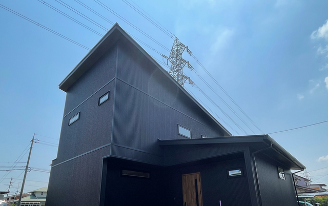 暮らしの通り道に収納のある家　完成見学会［岡山市南区福成］のメイン画像