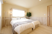 平屋Plus 木の温もり心地いい寝室　リフォームのご参考に